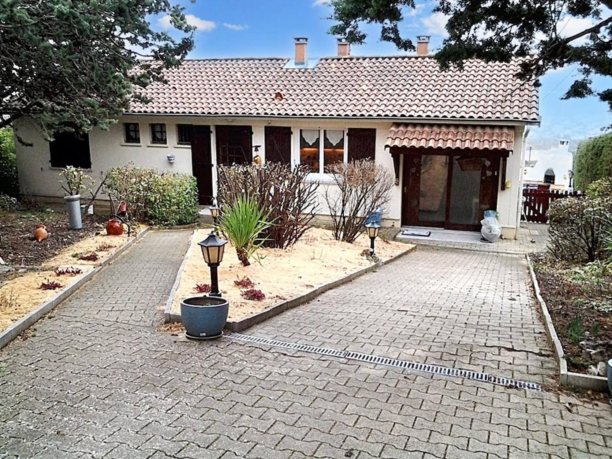 Maison Paisible A Veyras Avec Piscine Privee Et Vue Montagne Exterior foto
